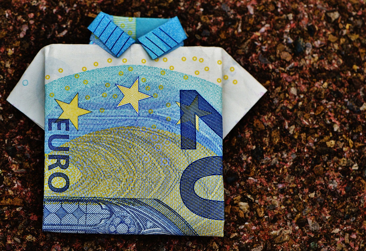Gratis vs. Betaalde Domeinnaam